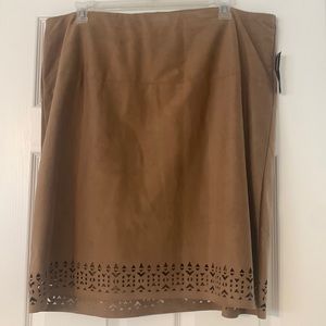 Women’s 1x new with tag skirt
